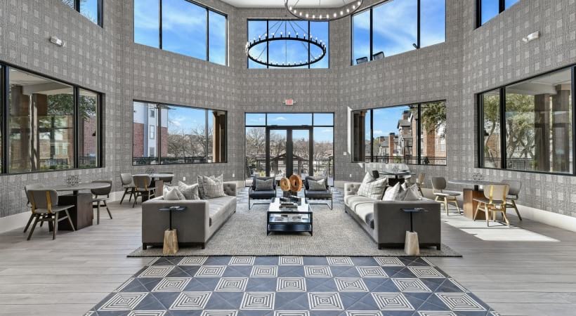 Bella Vida Interior